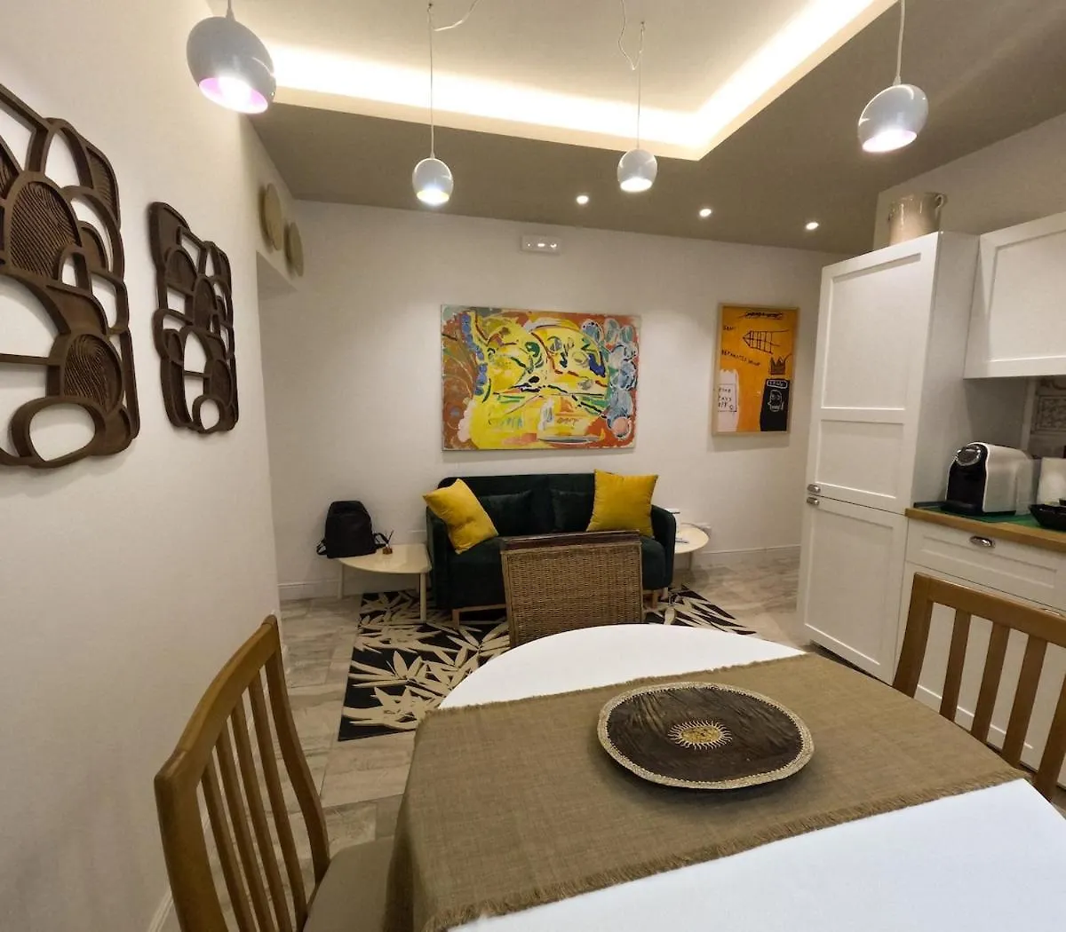 From Andrea Apartment To The Colosseum 0*, روما إيطاليا